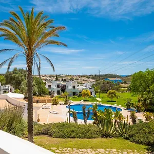 Family Holidays With Pool View Albufeira