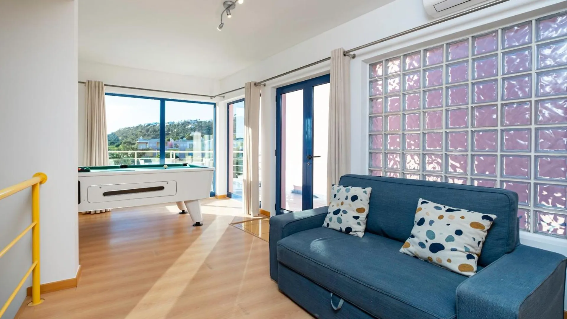 Penthouse 160Sqm Wide Terraces Pool View & Private Hot Tub & Parking Apartment Albufeira