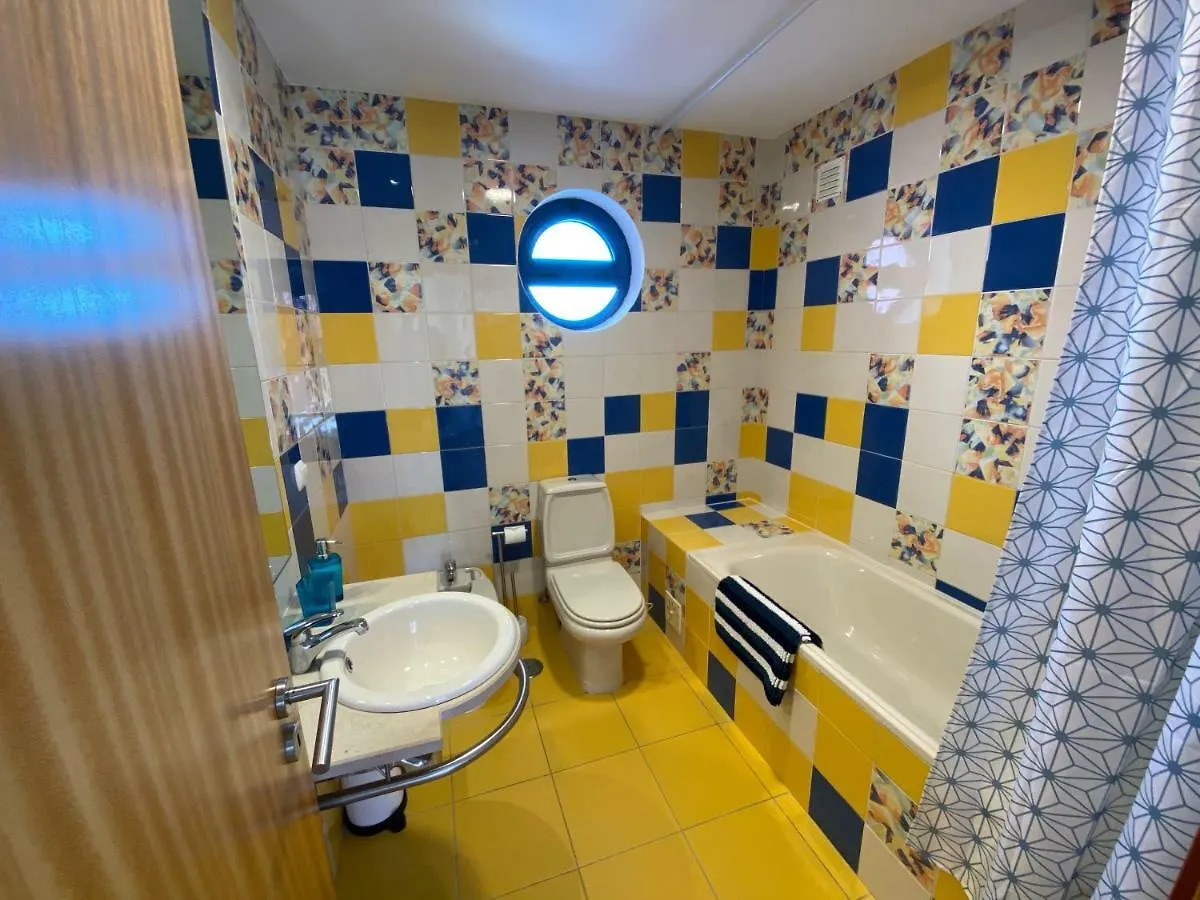 알부페이라 Penthouse 160Sqm Wide Terraces Pool View & Private Hot Tub & Parking 아파트